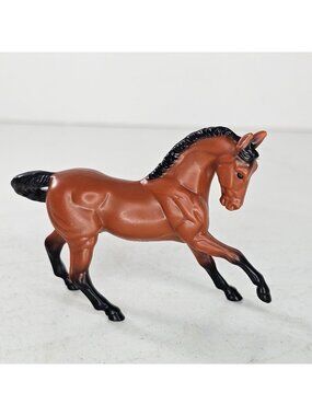 Breyer Stablemate Horse Warmblood Bay Black Mane Tail #6962 Model Animal Toy